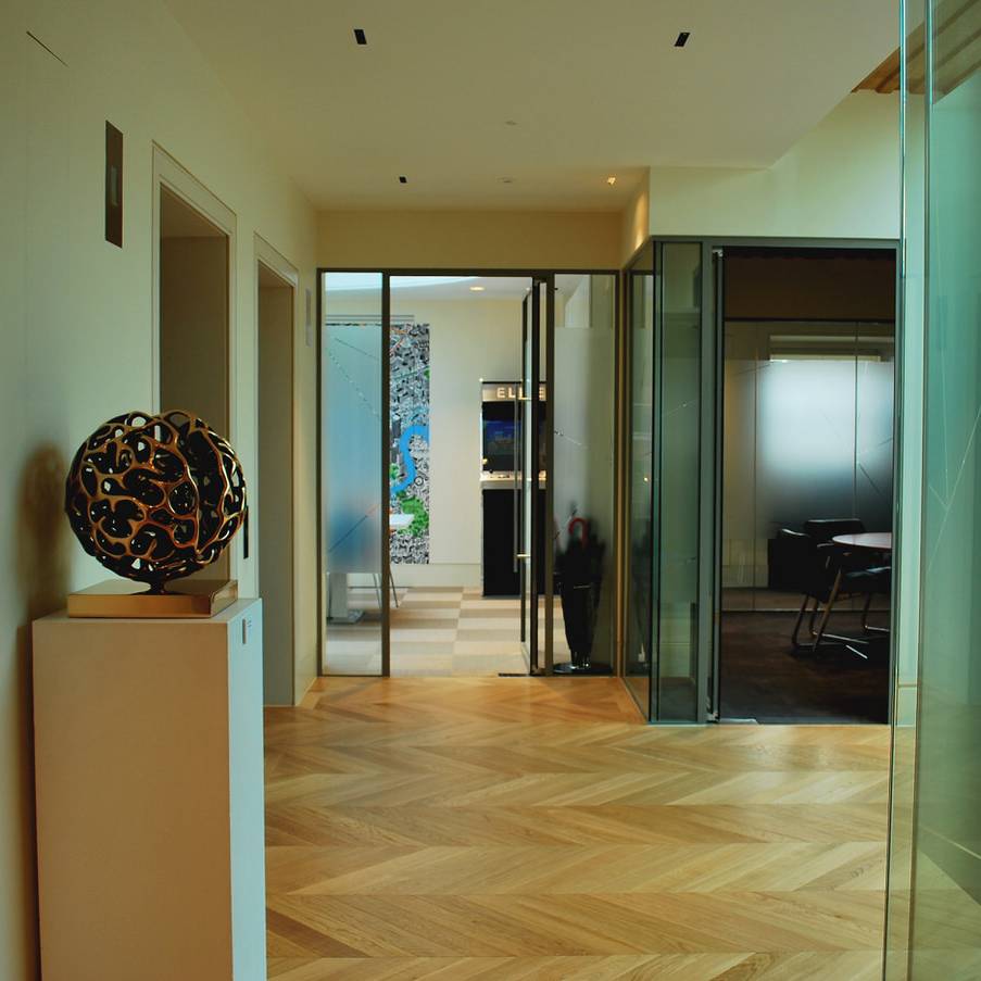 04 Melqart entrance - parquet floor tiles