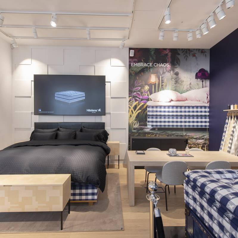 07 Hastens - high quality retail fit out for Swedish Luxury bed supplier- central London store