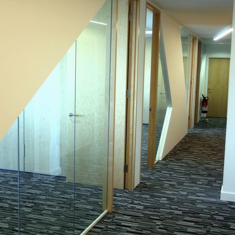 08 Barnes Roffe - circulation corridor - final design & build