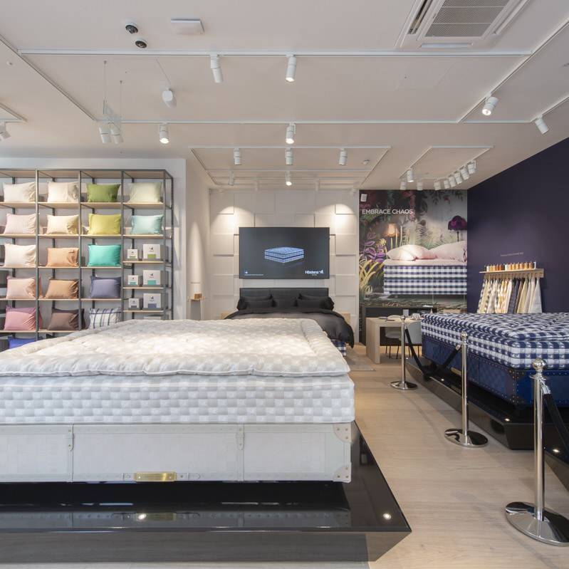 09 Hastens - high quality retail fit out - central London store
