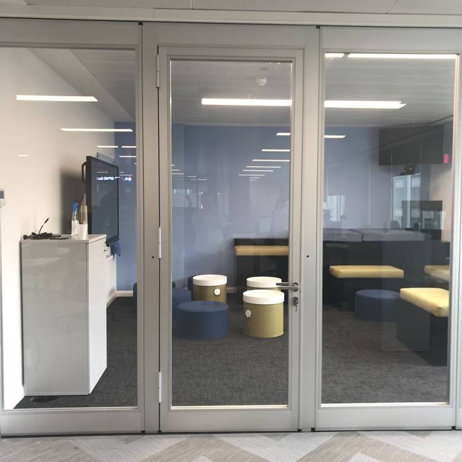 17 Rubix - Bolon vinyl woven floor tiles