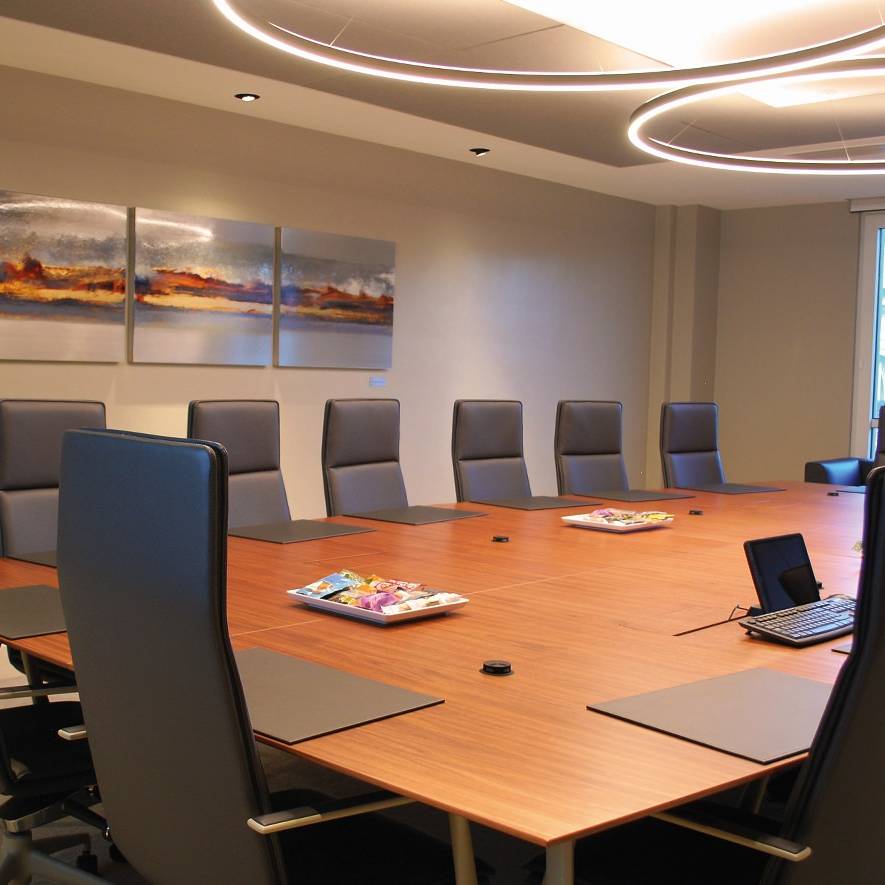 09 CDR - high end meeting room in workplace design & build
