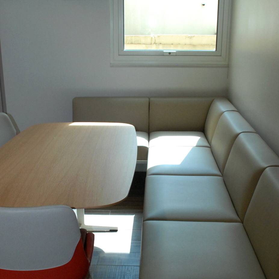 15 CDR - high end furniture in the breakout area - workplace design & build