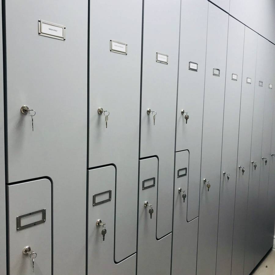 20 CDR - Bespoke employee lockers - workplace design & build