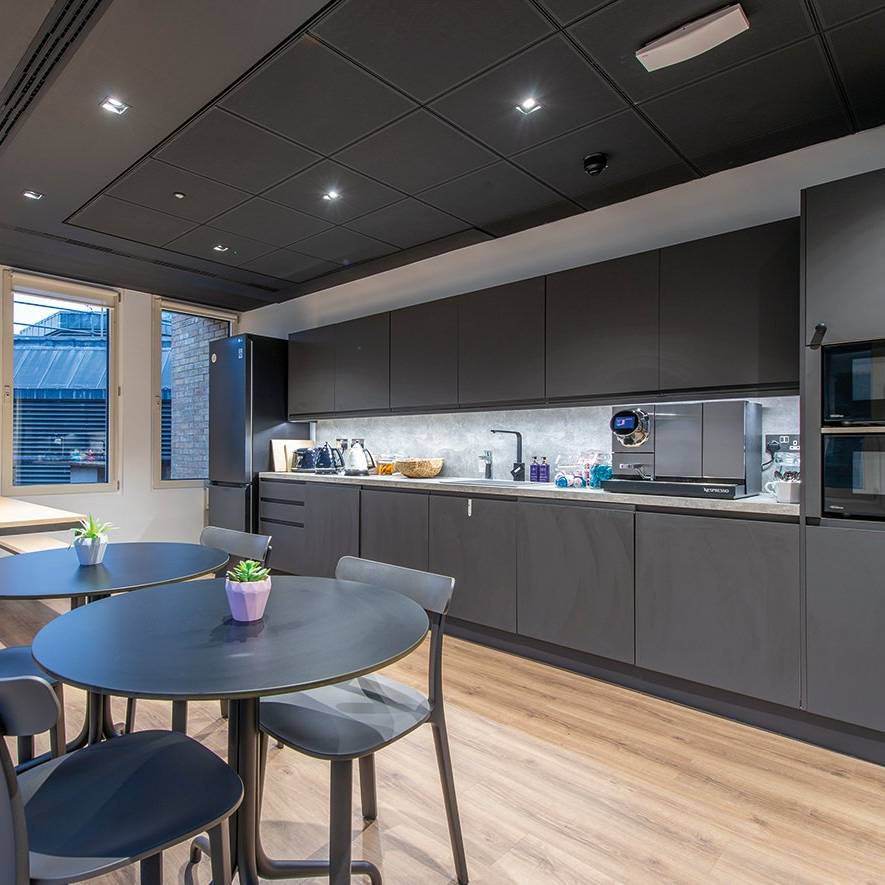 Ecom Trading staff tea point